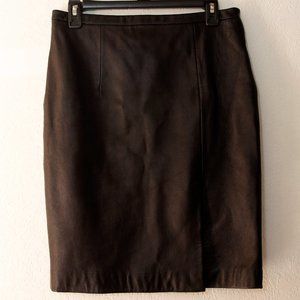 Michael Kors leather skirt, black Size 6, gently worn, great condition.
